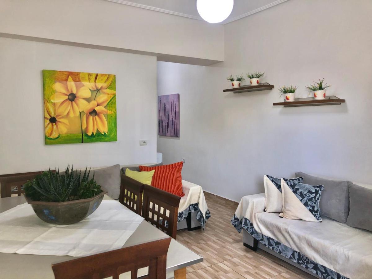 Melina Apartments Саранда Екстер'єр фото