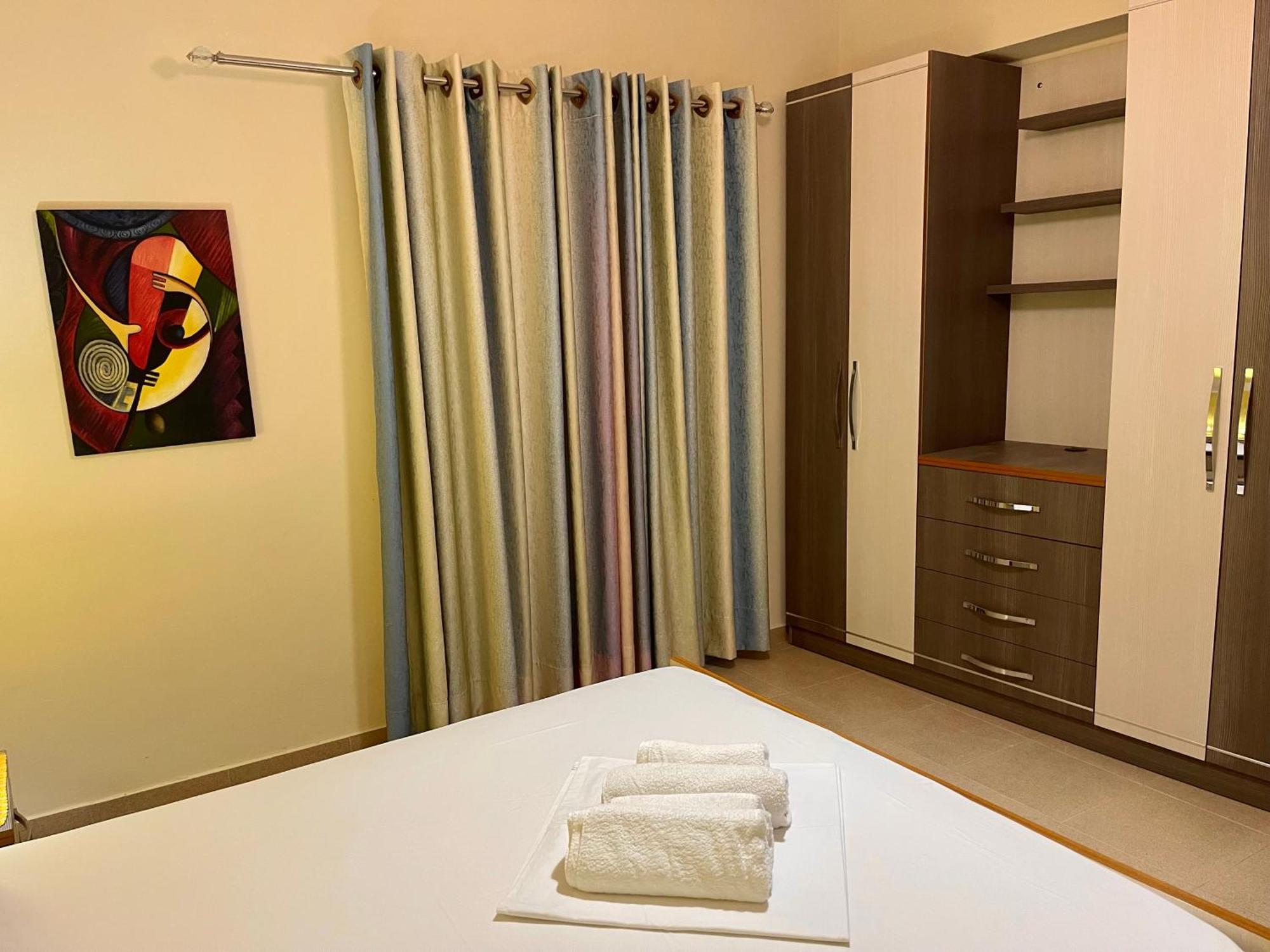 Melina Apartments Саранда Екстер'єр фото
