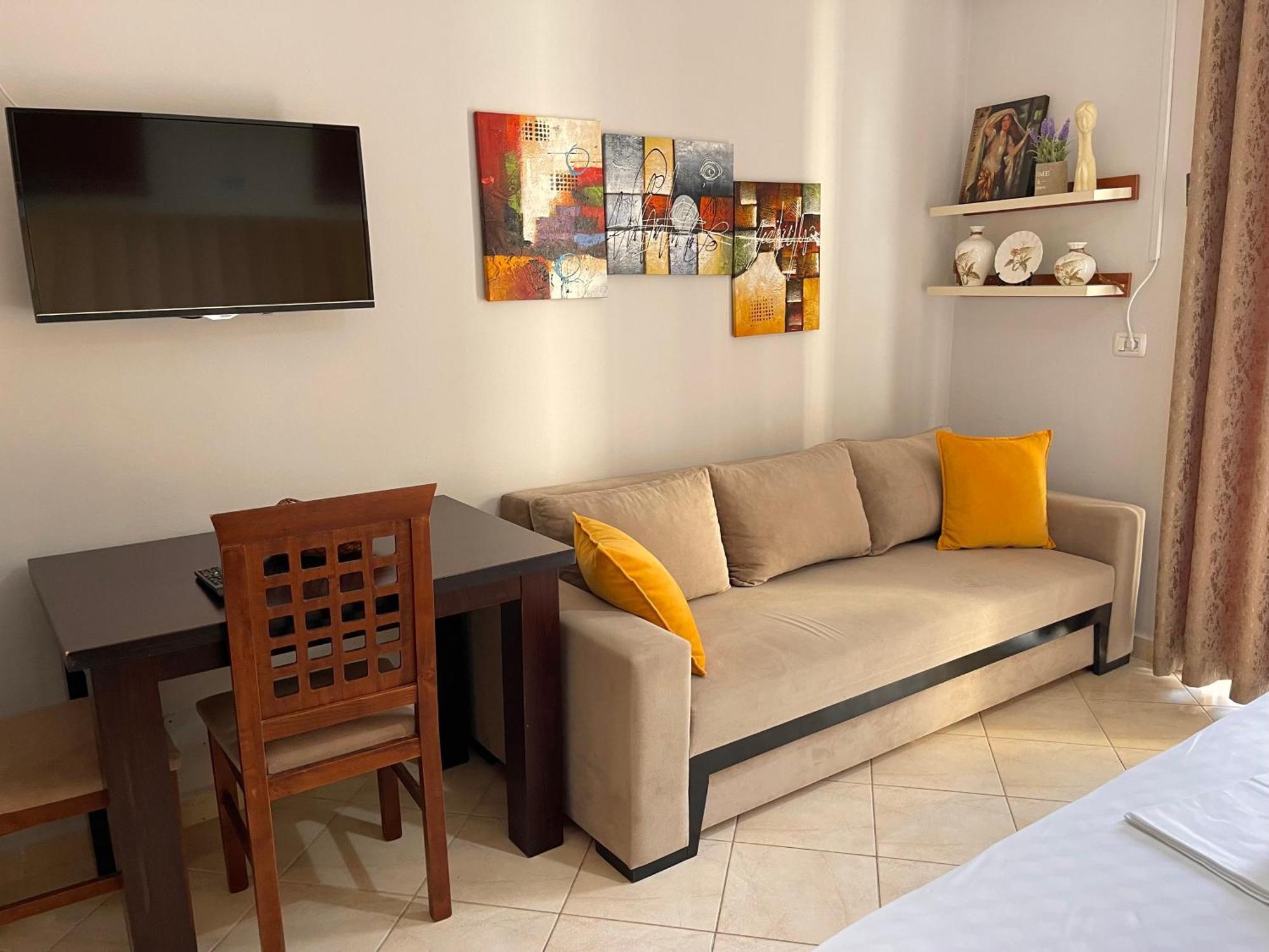 Melina Apartments Саранда Екстер'єр фото