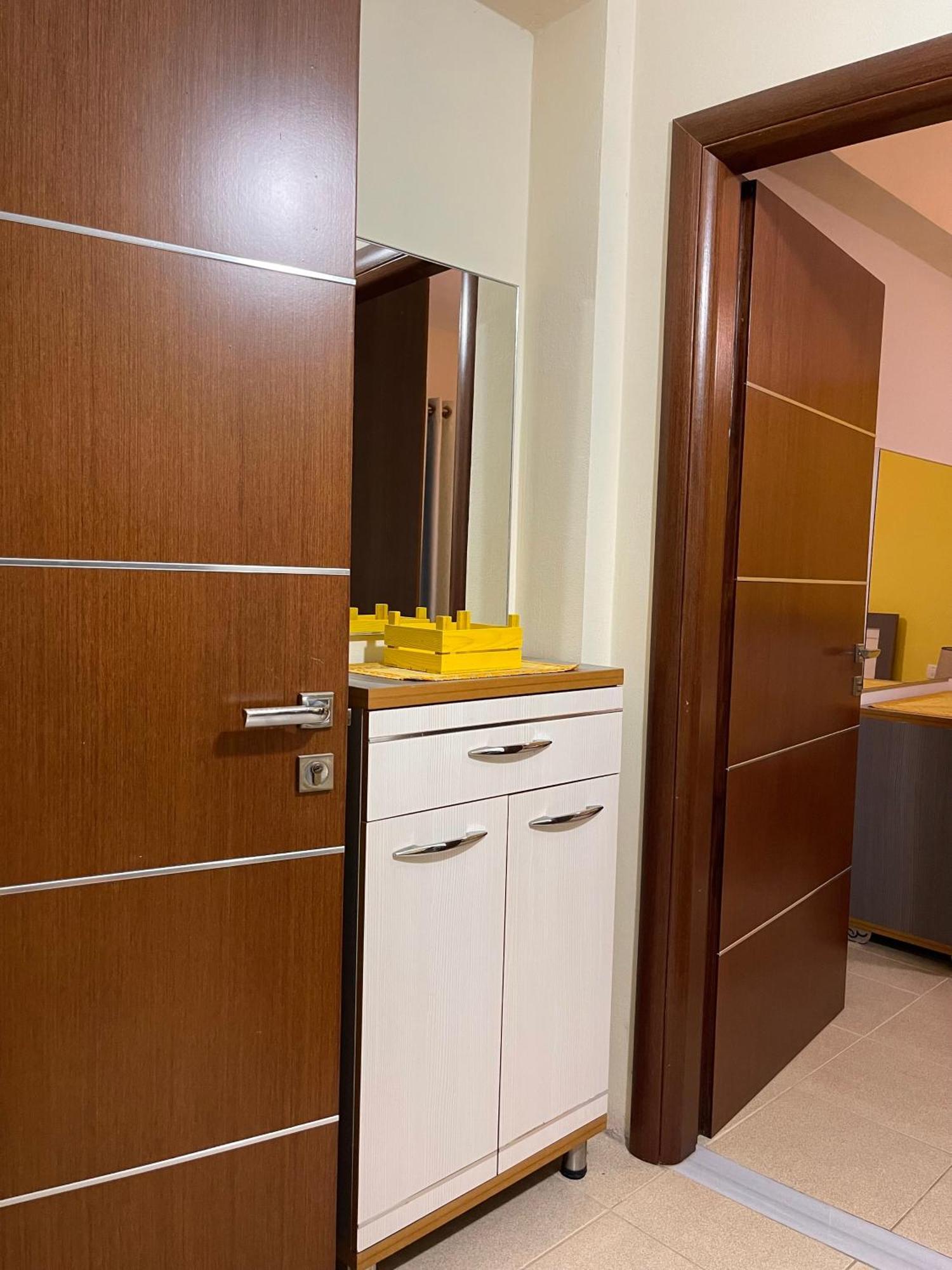 Melina Apartments Саранда Екстер'єр фото